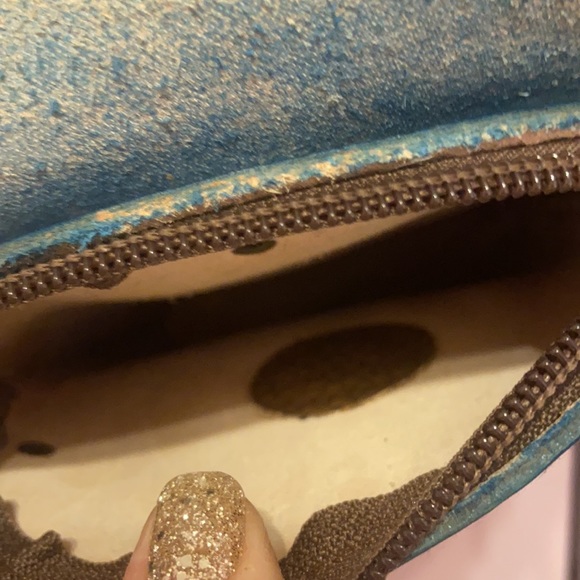 Satchel - Picture 8 of 8